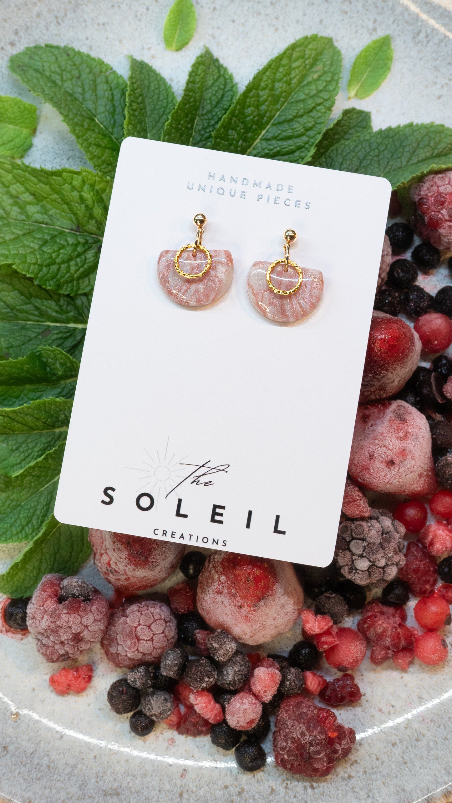 Berry Moon – Mint meets Berry Edition